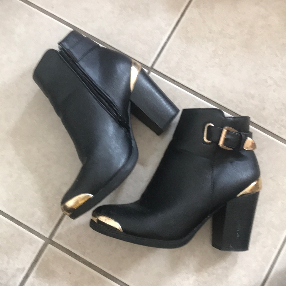 Urban Outfitters black and gold heeled boots  7.5